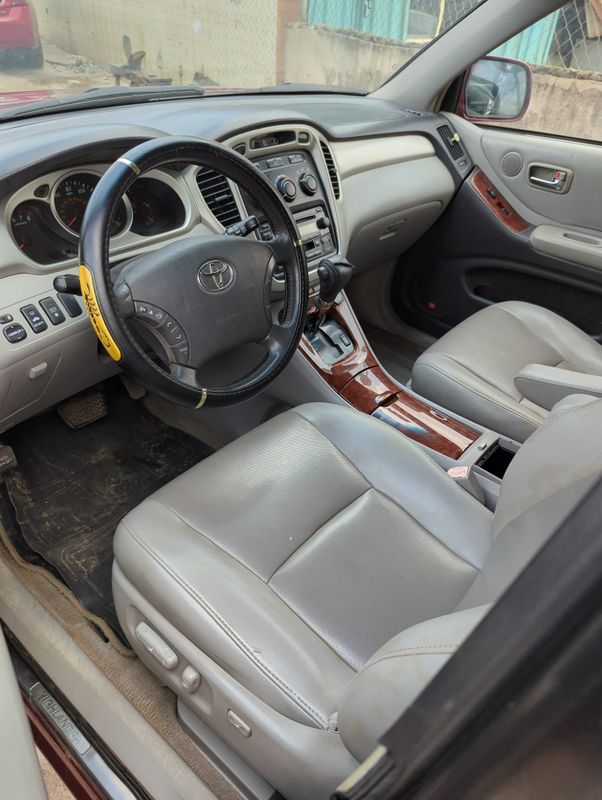 Thumbnail 7 of 2004 Toyota Highlander LTD